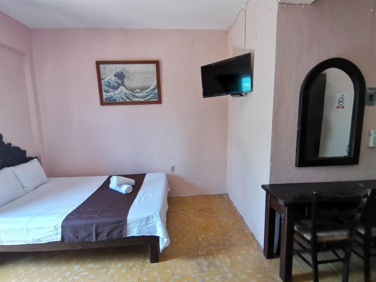 Hotel Colonial San Carlos Cancun Centro Экстерьер фото