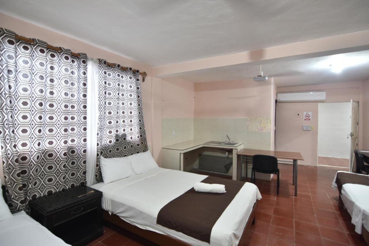 Hotel Colonial San Carlos Cancun Centro Экстерьер фото